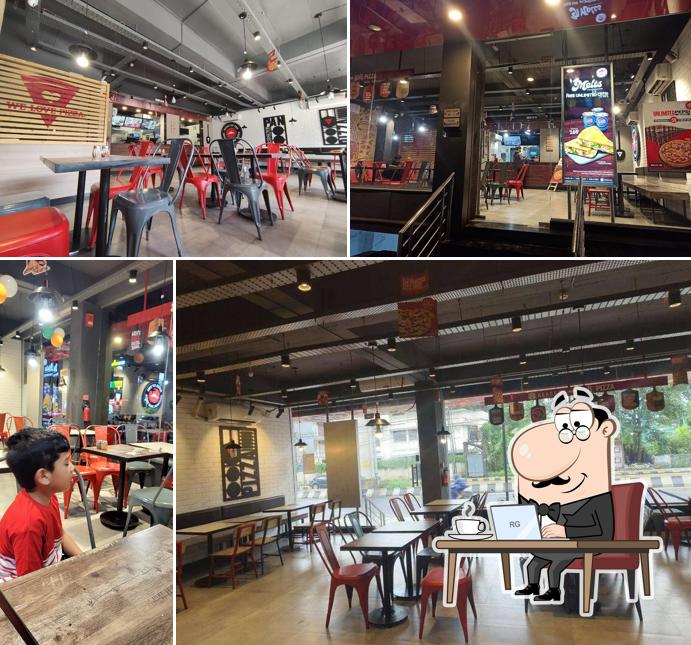 Pizza Hut Thrippunithura, Kochi