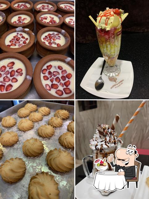 Cakies 'N' Cookies provides a number of desserts