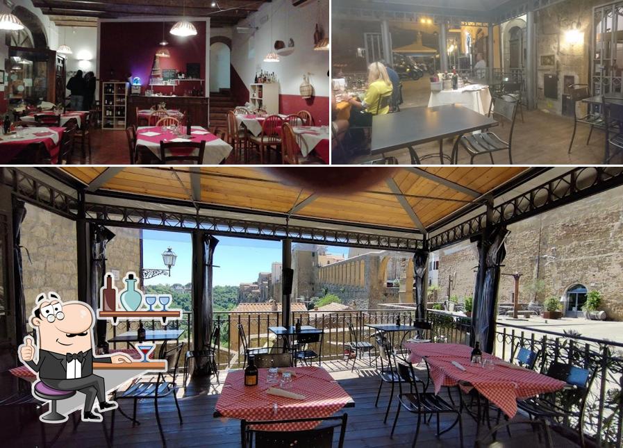 Dai un'occhiata agli interni di Osteria di Fuori Porta