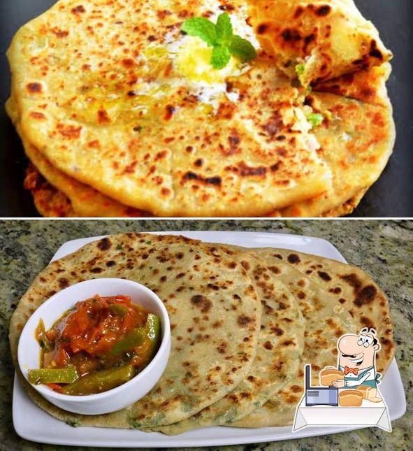 Garlic bread at Poonam Rasoi