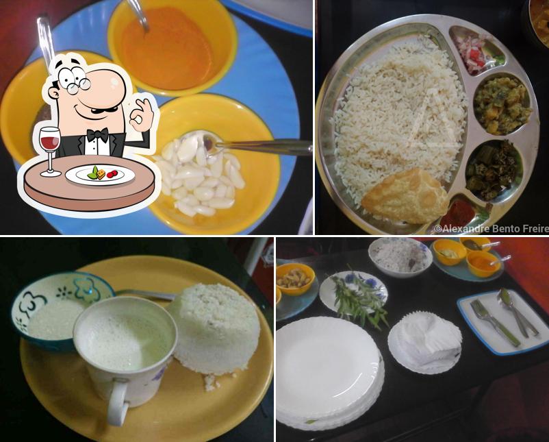 Meals at Uncles Restaurant