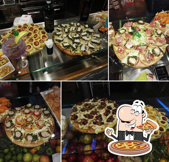 Ordina una pizza a Vintage Bar