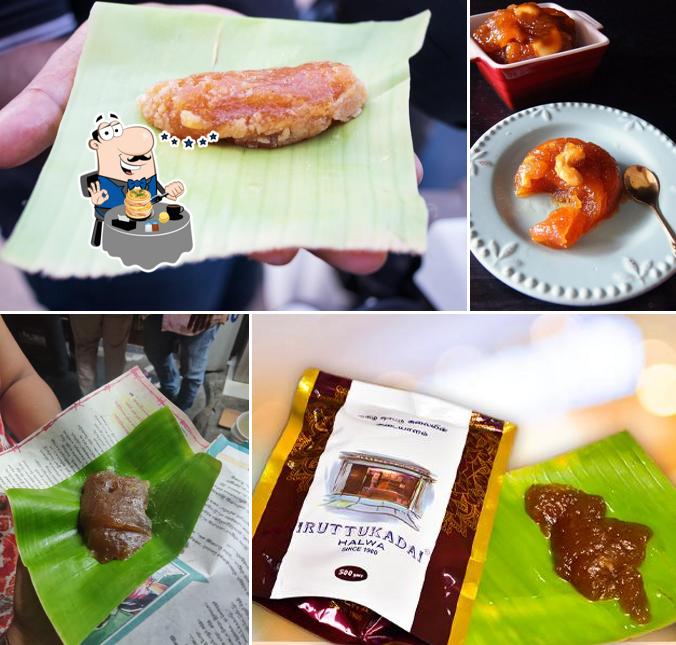 Meals at Iruttukadai Halwa Shop
