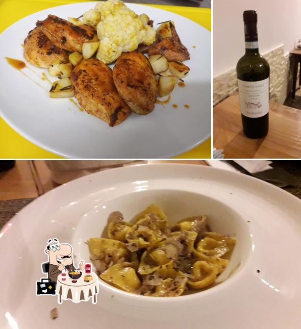 La cibo e alcol del ristorante