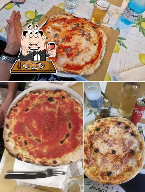 A Baracchina Castellaccio, puoi goderti una bella pizza