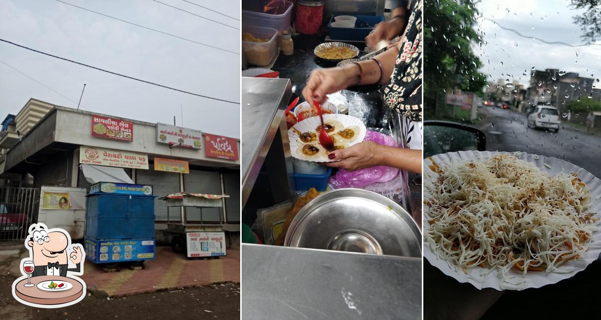 Food at Bhai Bhai Aloopuri