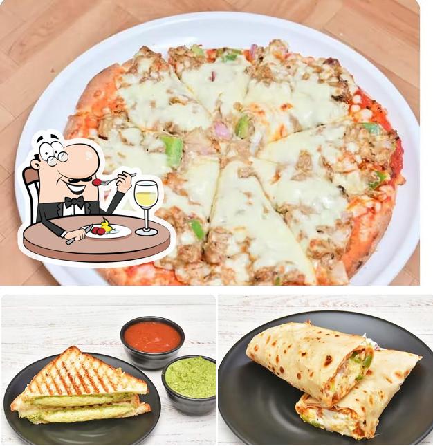 Food at Shree Shakti Sandwich And Snacks