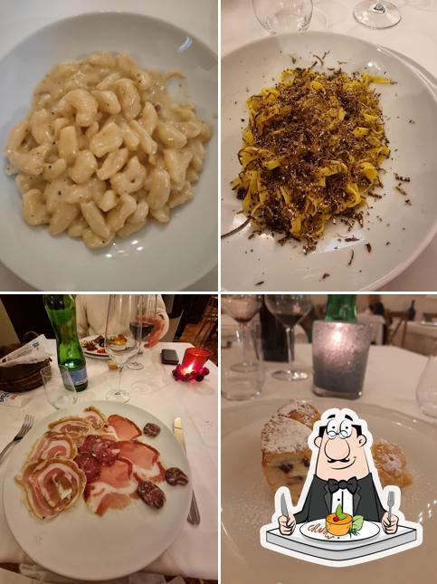 Platti al ANTICA TRATTORIA MARTELLA