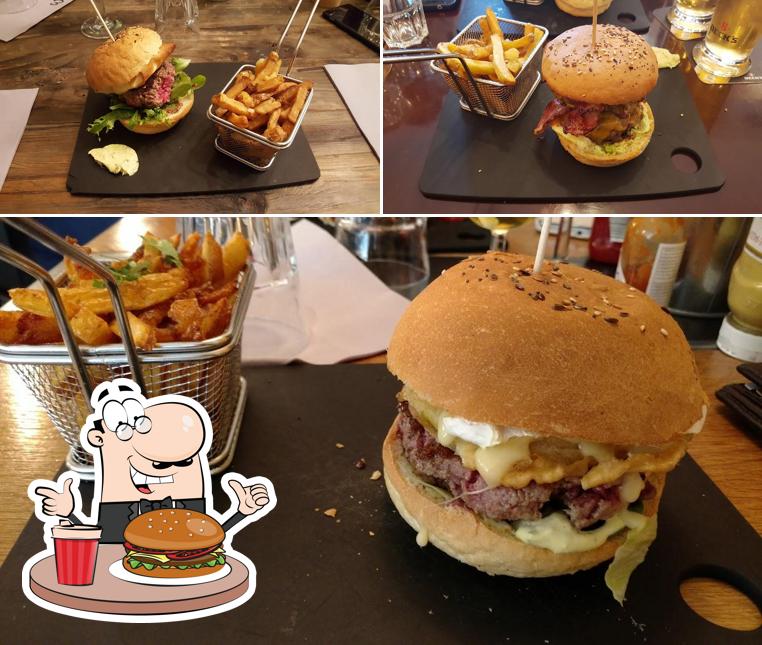 Dégustez l'un des hamburgers servi à Ernest Inn Angers