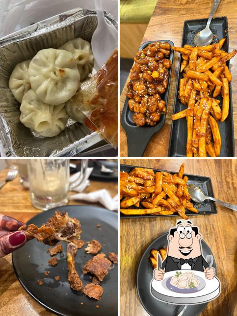 Dumplings at Hungry Monk- RESTRO CAFE
