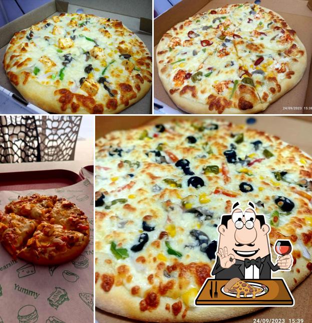 Pick pizza at Pizza O Mania