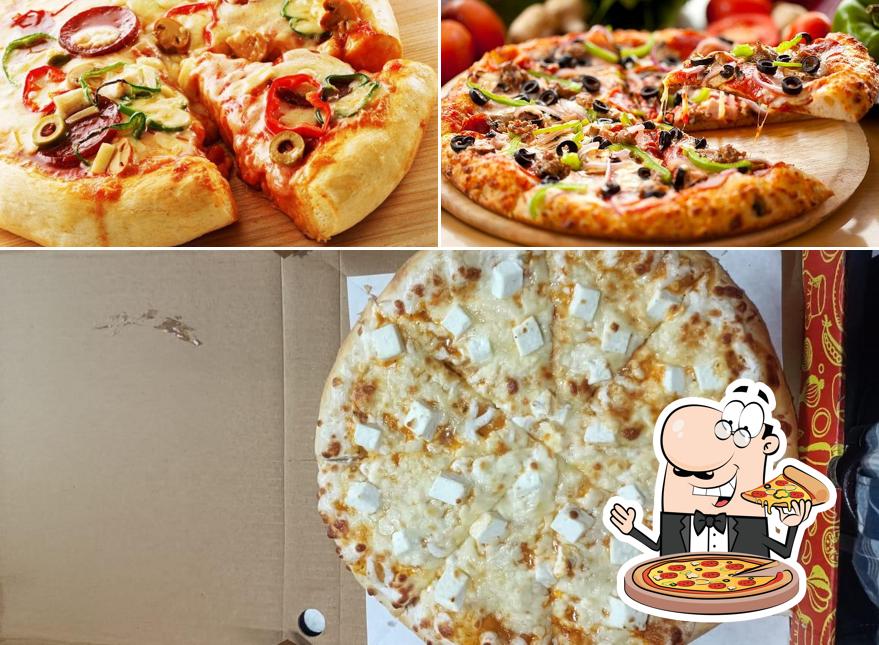 Get pizza at MOM'S Condimento - Pizza Shop In Greater Noida West