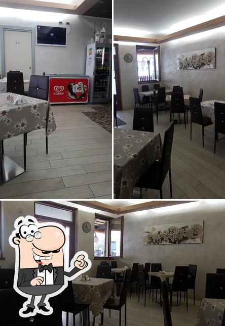 Gli interni di BAR Neziole