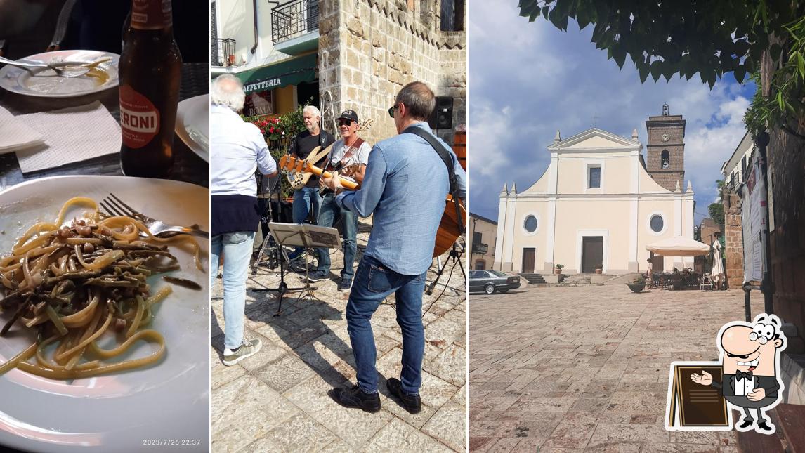 Guarda gli esterni di Blue Moon Di Perna Maria Luigia Bar