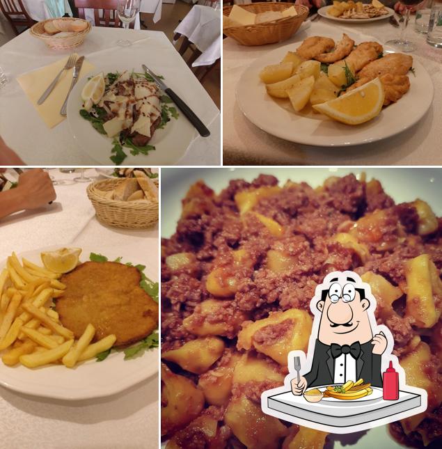 Ordina un piatto di patatine a Trattoria Soverini