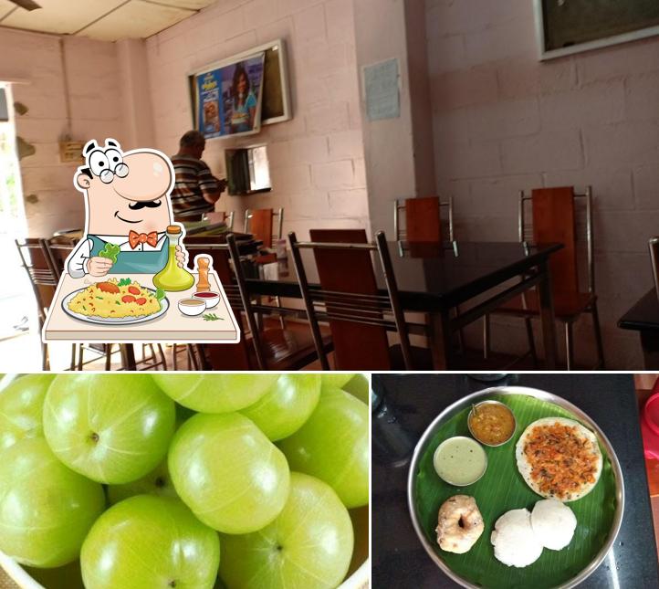 Bharathi Unavagam is distinguished by food and interior