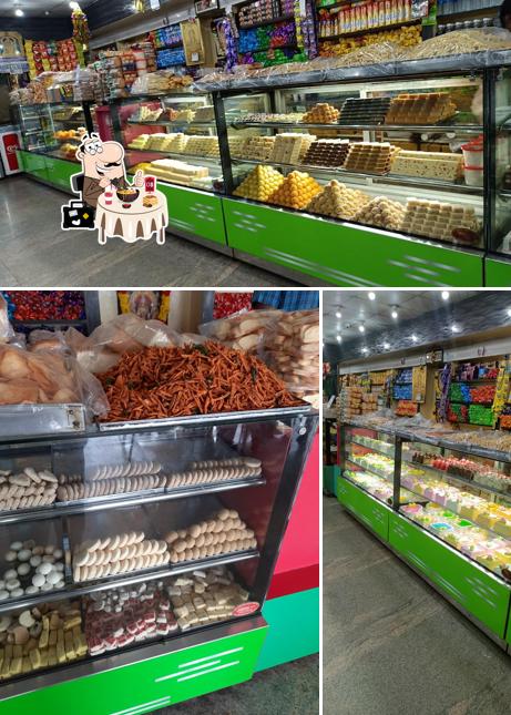 Meals at Iyengar SWEETS