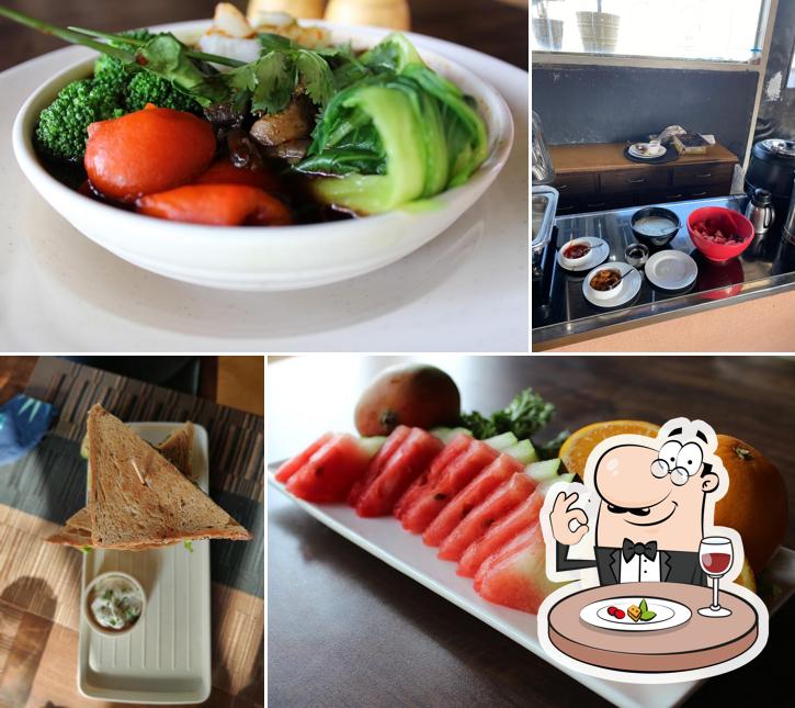 Meals at Grapevine - Rooftop Tavern