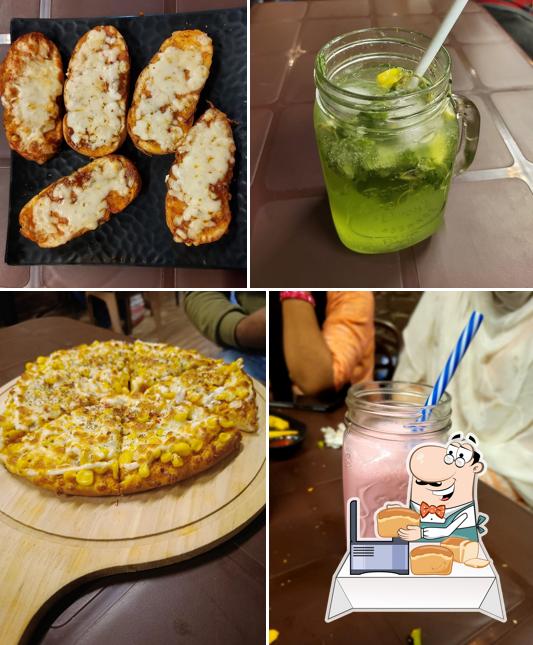 Garlic bread at FOODYS FAST FOOD CAFE