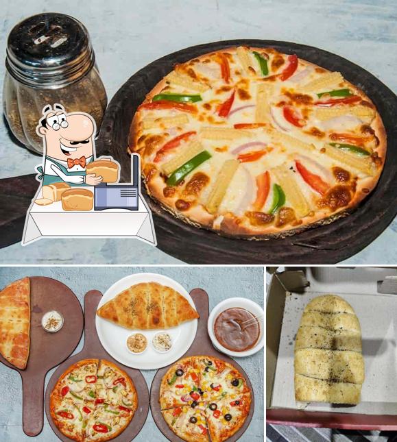 Garlic bread at The Pizza Pie