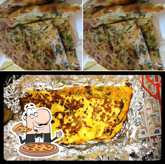 Order different kinds of pizza