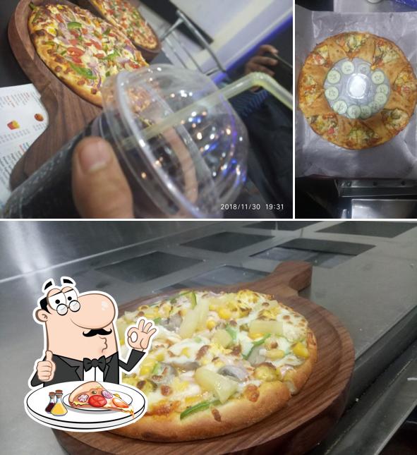 Order different kinds of pizza