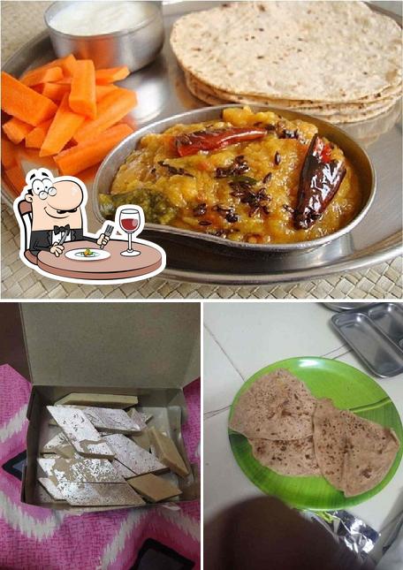 Food at Agarwal's Ghar Ka Khana