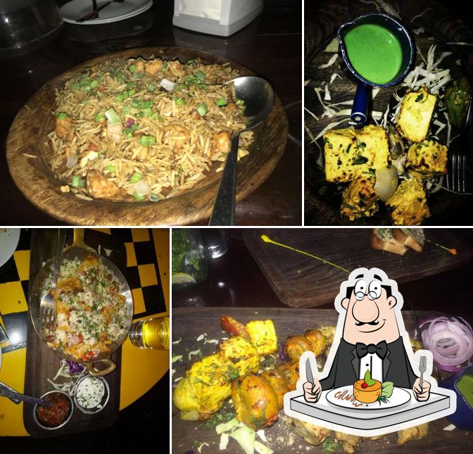 Meals at Amplifier Club