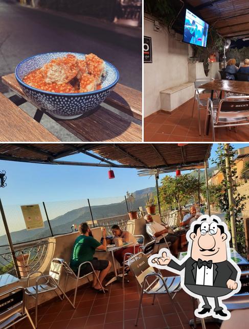 Guarda la foto che raffigura la interni e cibo di Bar Meeting