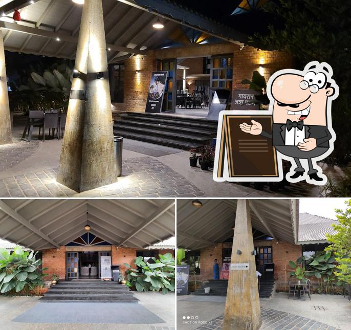 Enjoy the view at the outside area of Manas Resto Lounge