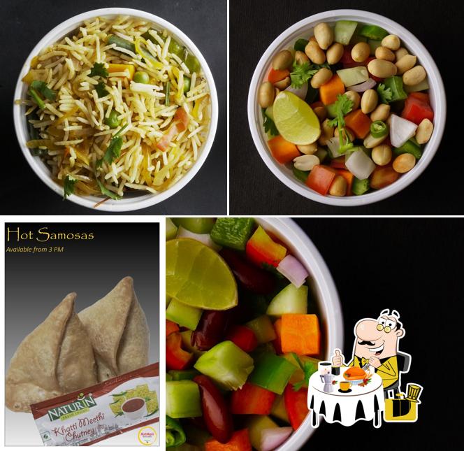 Meals at RotiRam