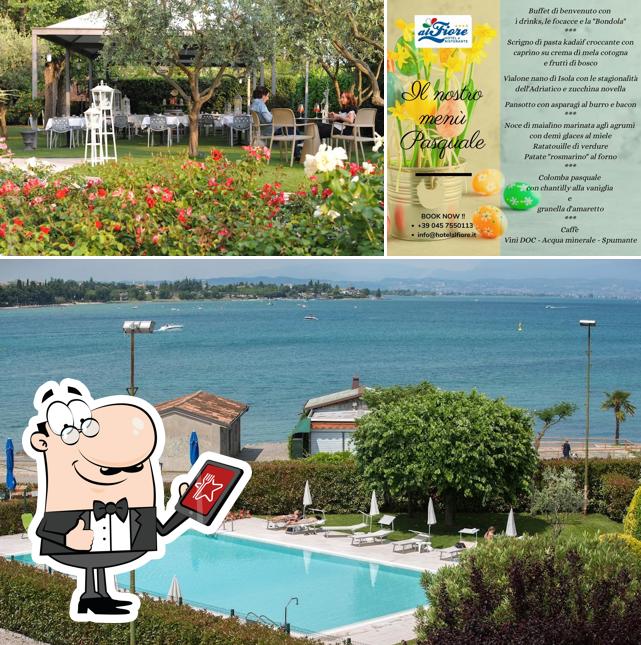 Guarda gli esterni di Terrazza Raffaello & Ristorante Al Fiore