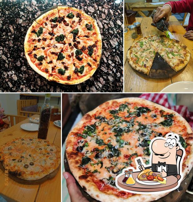 Get pizza at A Tavola Con Te -2 - Italian Woodfired Oven Pizza