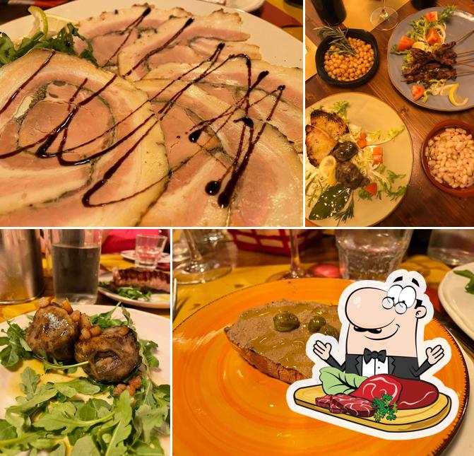 Prenditi i un pasto a base di carne a L'Osteria