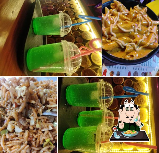 Macaroni and cheese at कुल्हड़वाला Restaurant (कर लो कुल्हड़ से प्यार)