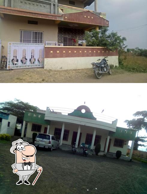 The exterior of Green Park Restaurant