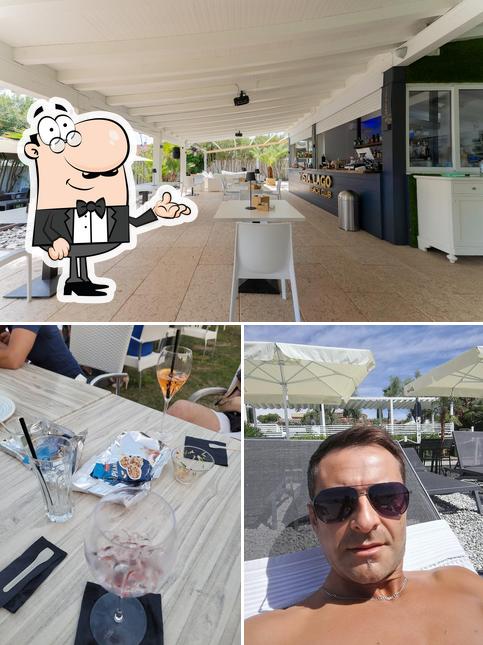 Dai un'occhiata agli interni di Vista Lago Beach Club