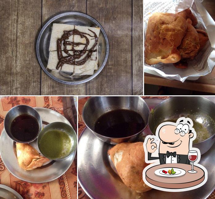 Meals at Gita Samosa Center