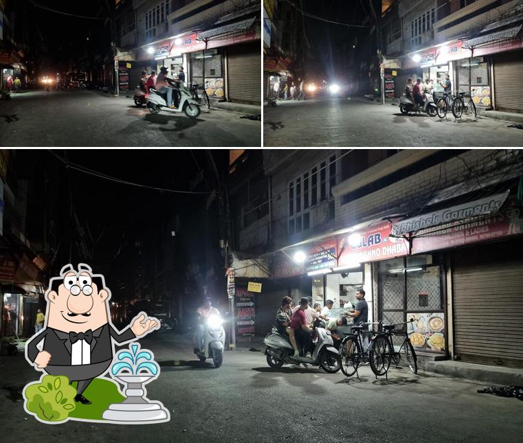 Check out how Gulab Singh Sethi Dhaba looks outside