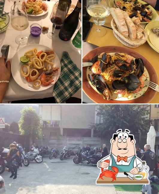 Prova la cucina di mare a Hotel Ristorante Due Platani