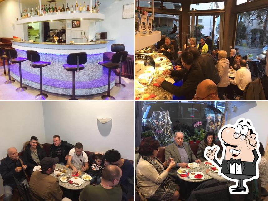 Gli interni di Bar Luna