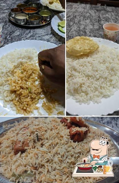 Fried rice at Saphire Family Restaurant