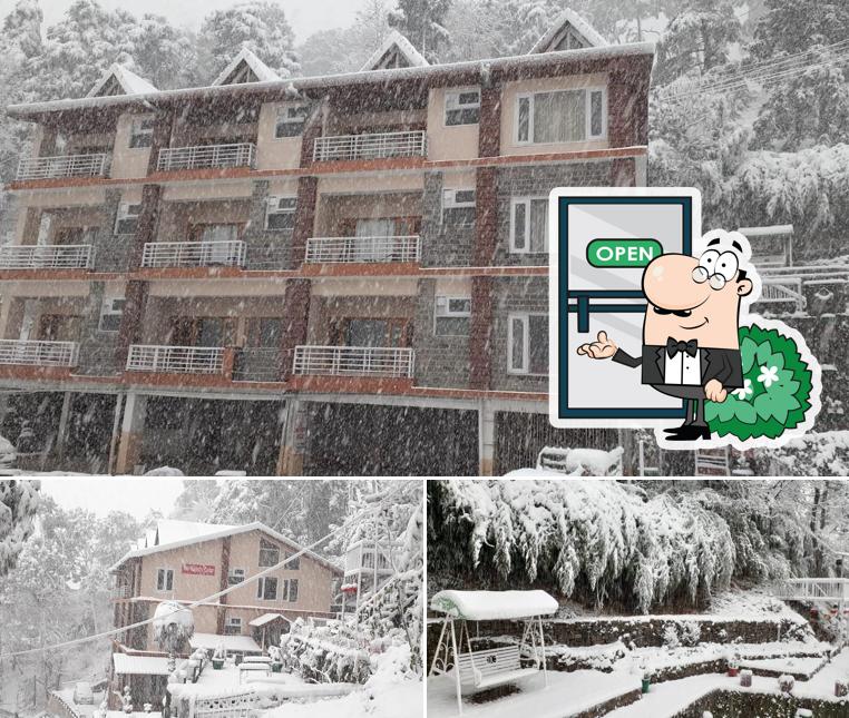 The outside area is an important feature of The Majestic Cedar Kasauli