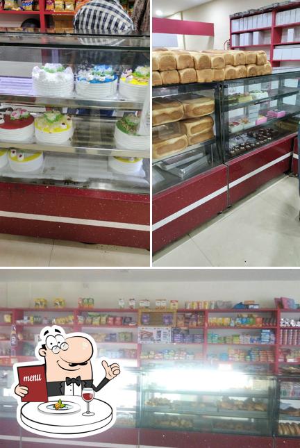 Food at Srinivasa Bakery