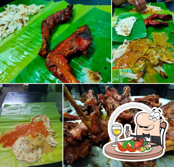 Try out seafood at Vairamaligai Parotta Stall