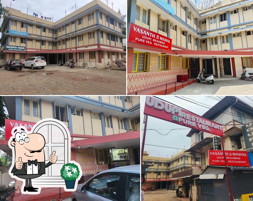 You can get some fresh air at the outside area of Udupi Vasant Mahal