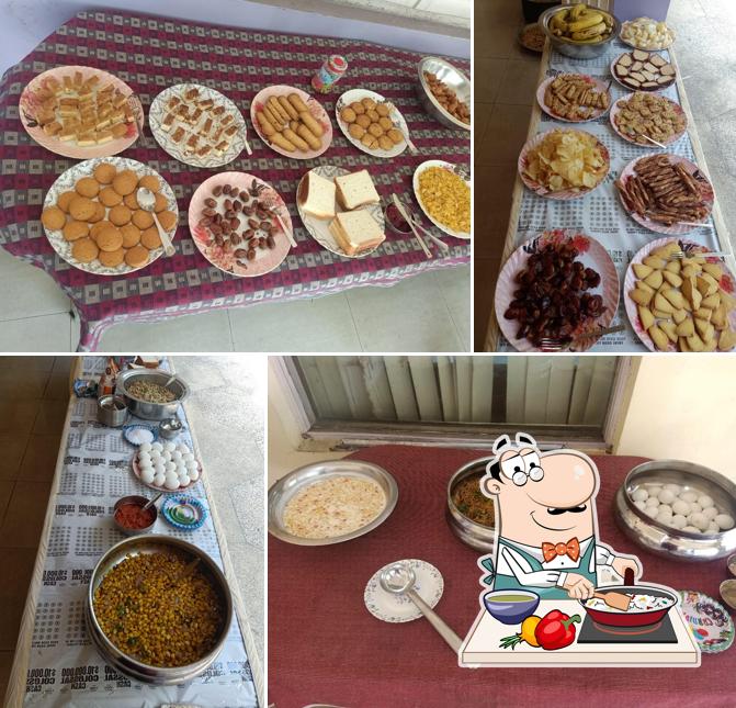 Paella at Utmal Club, North Club