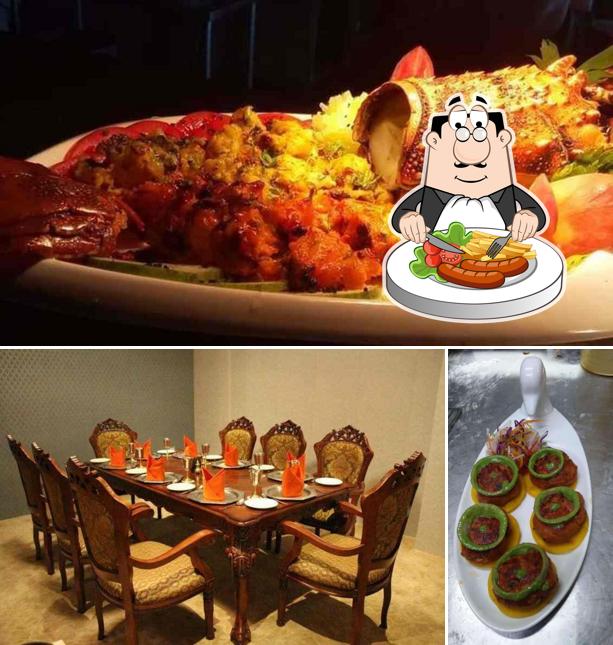 Among various things one can find food and interior at Khansaheb