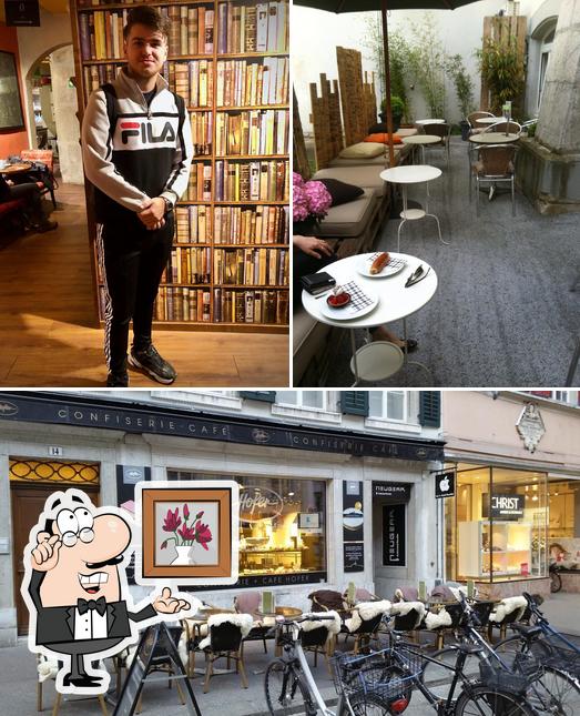 Siediti a un tavolo di Confiserie Hofer
