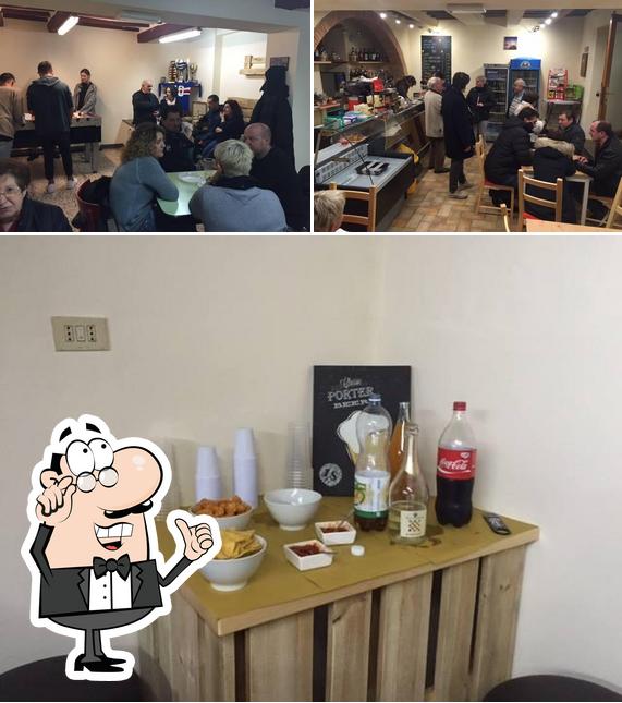 Gli interni di Bar Fiaschetteria Petroio
